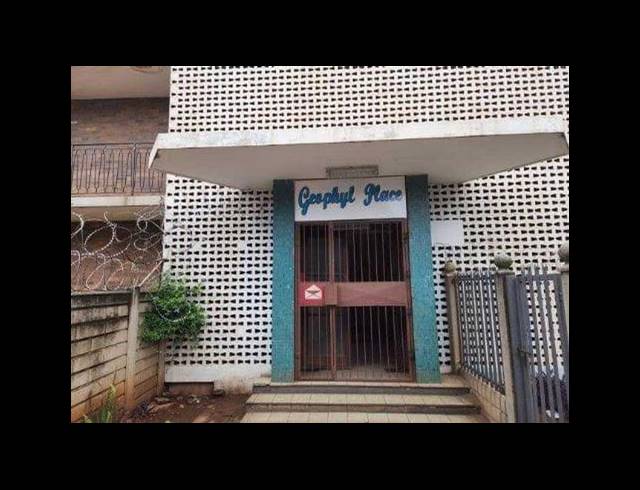 2 BEDROOM APARTMENT FOR SALE IN VANDERBIJLPARK CW 2